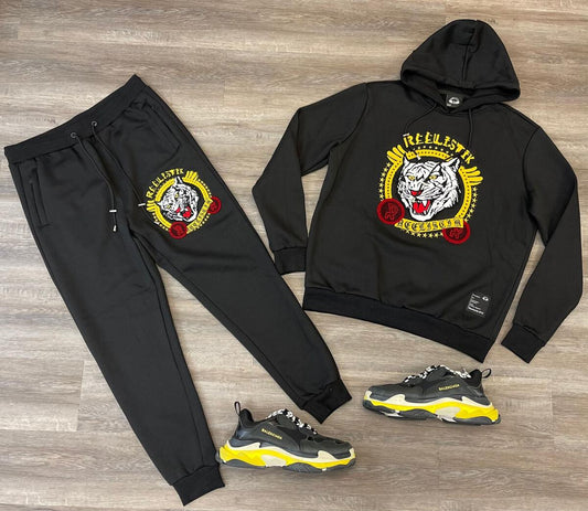 ROARING TIGER JOGGER SET